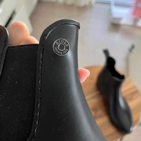 AIGLE waterproof chelsea boots - Picture 2 of 3